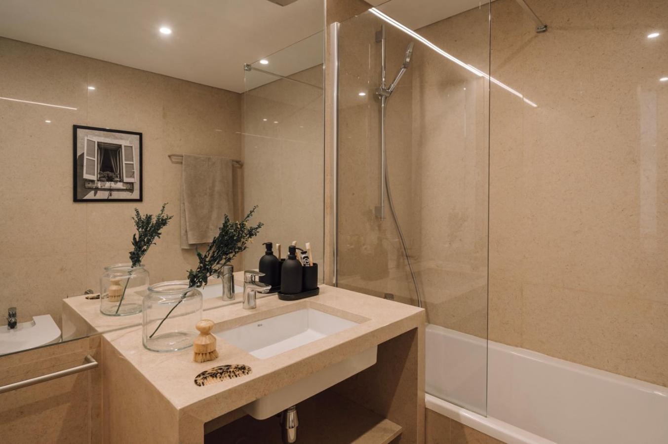 Annunziata - 1 Bedroom And Parking In Alvalade Apartamento Lisboa